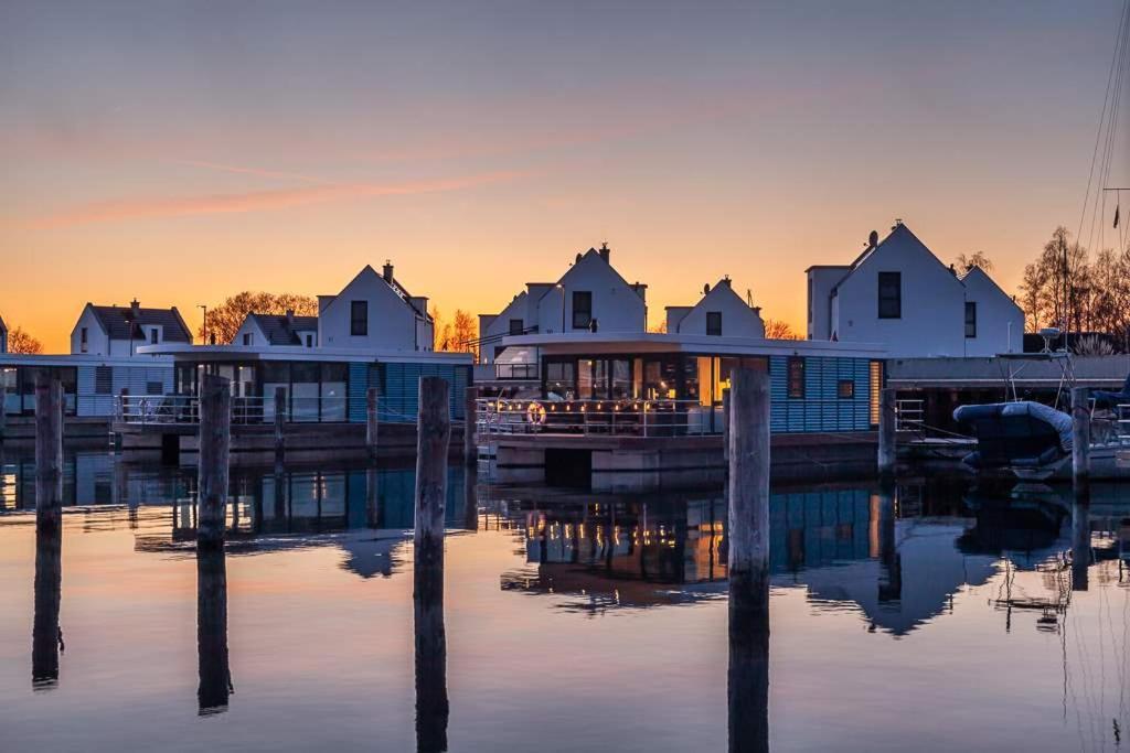 Floatinghouses Peenemuende ภายนอก รูปภาพ