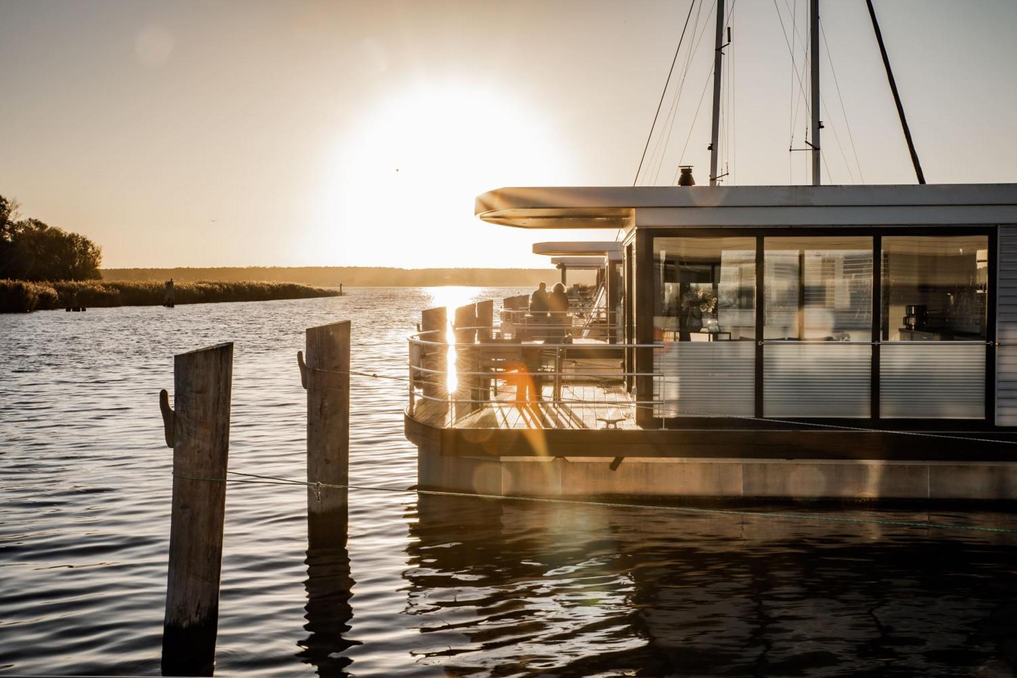 Floatinghouses Peenemuende ภายนอก รูปภาพ