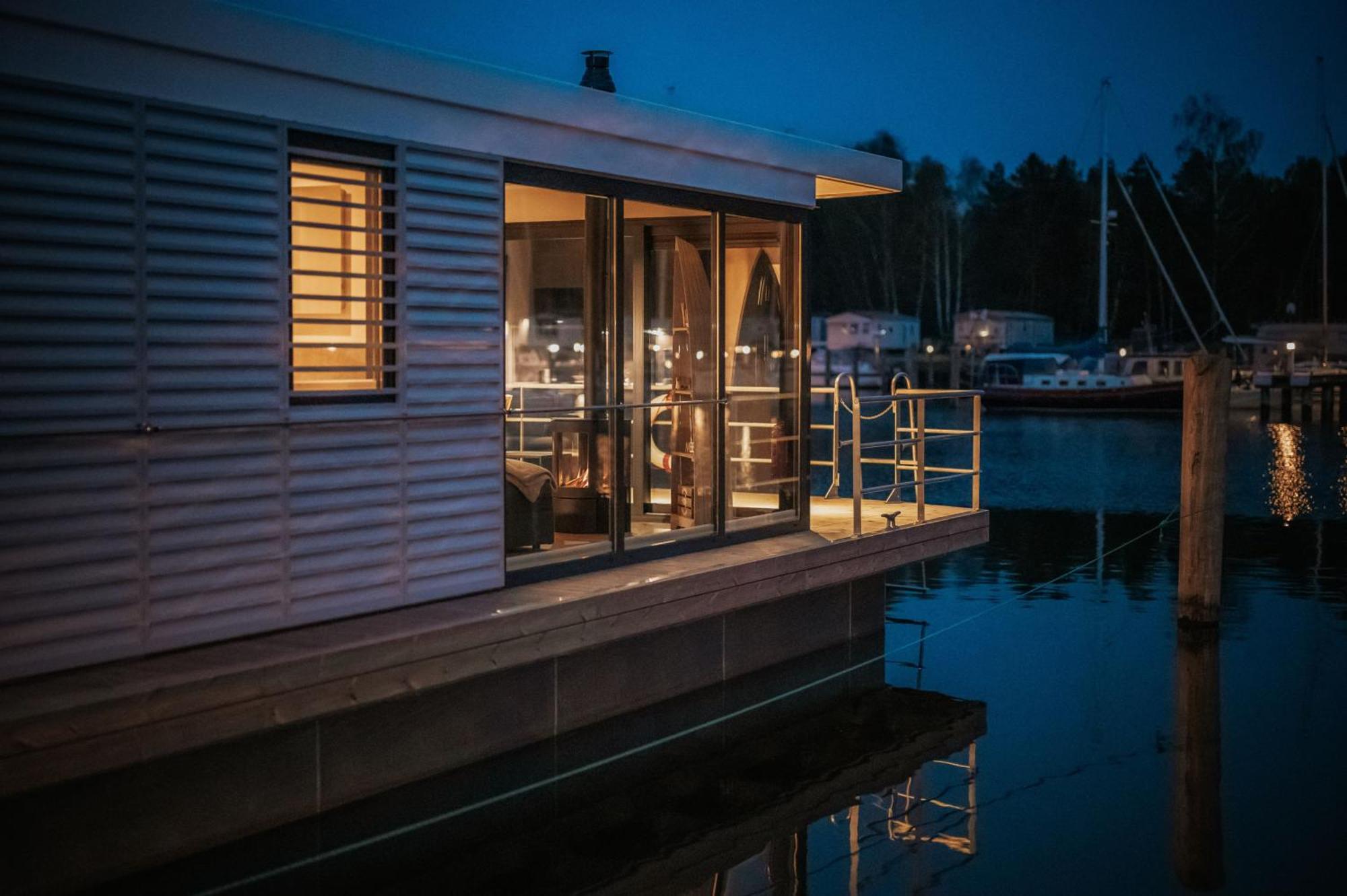 Floatinghouses Peenemuende ภายนอก รูปภาพ