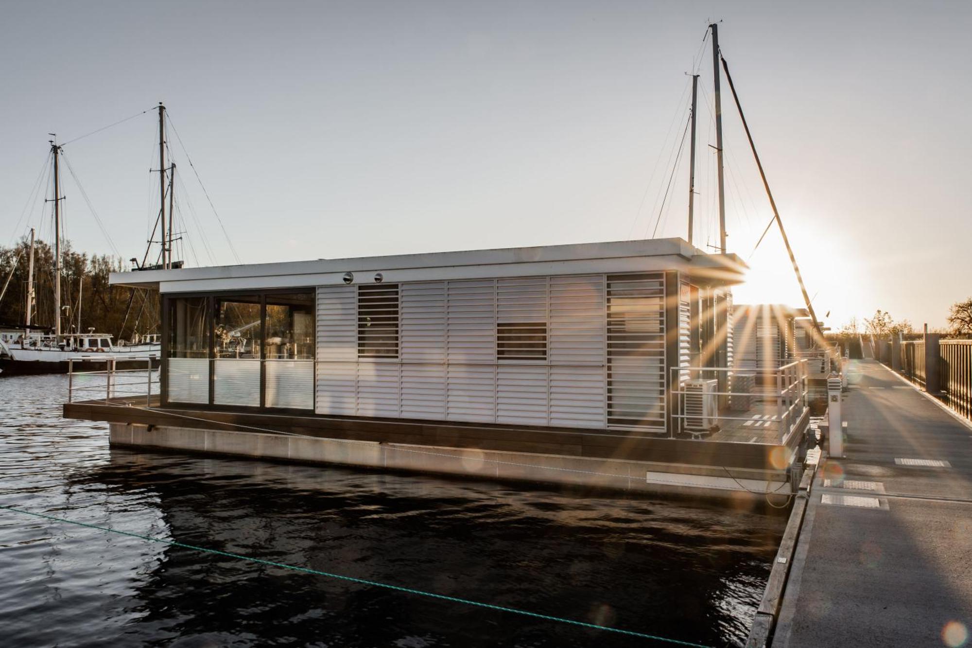 Floatinghouses Peenemuende ภายนอก รูปภาพ
