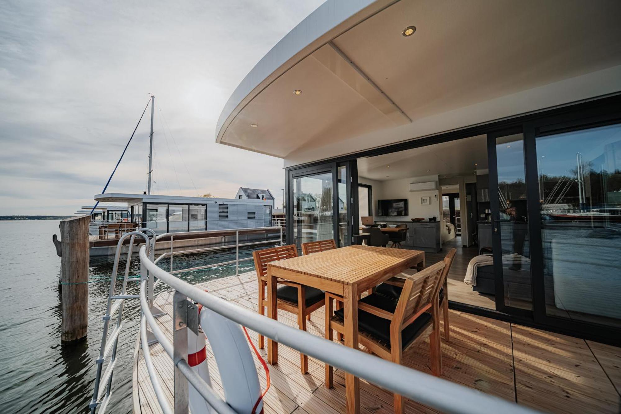 Floatinghouses Peenemuende ภายนอก รูปภาพ